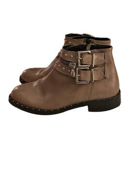 Charles David Leather Moto Zip Booties Size 37.5 Taupe Silver Studs Accents EUC